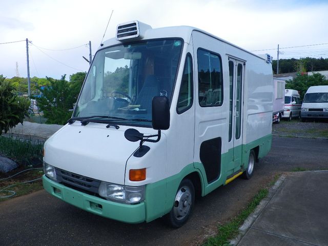 TOYOTA QUICK DELIVERY 2000