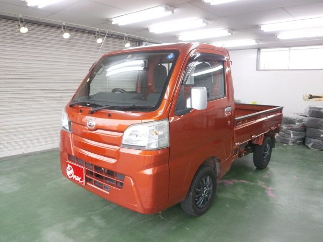 DAIHATSU HIJET truck 4WD 2014