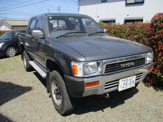 TOYOTA HILUX 4WD 1989