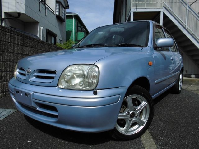 NISSAN MARCH 2002